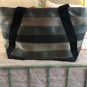 EUC Harvey’s Seatbelt Boat Tote